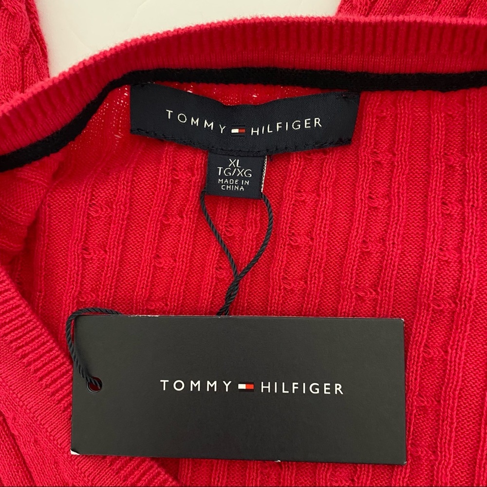 Tommy Hilfiger Red Cable Knit V-Neck Sweater in Dragonfruit color Size XL NWT - Picture 7 of 12